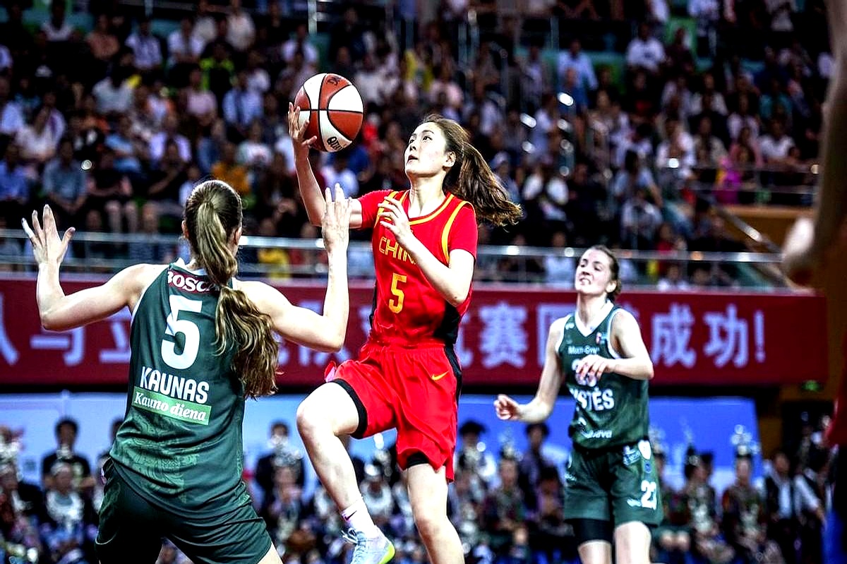 米兰体育电竞-美洲女篮锦标赛决赛即将开战,各队球员备战紧张的简单介绍