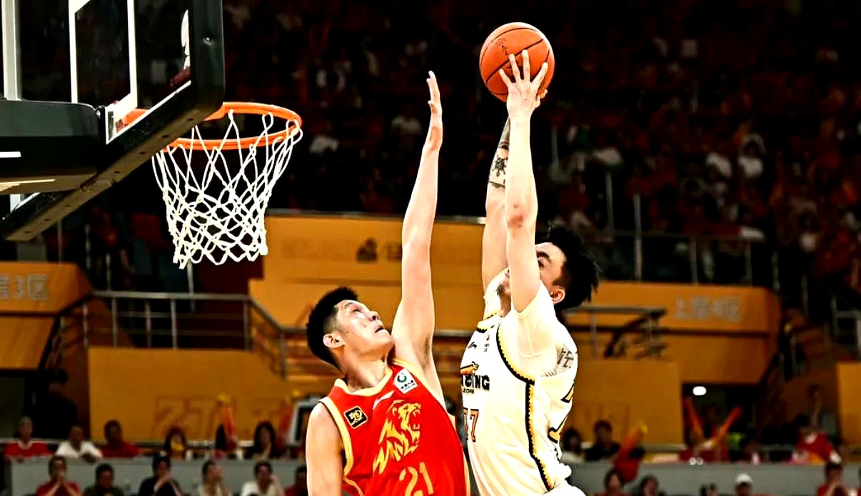 辽宁男篮客场失利，遭遇暂时停滞